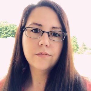 Meet your Posher, Stacy